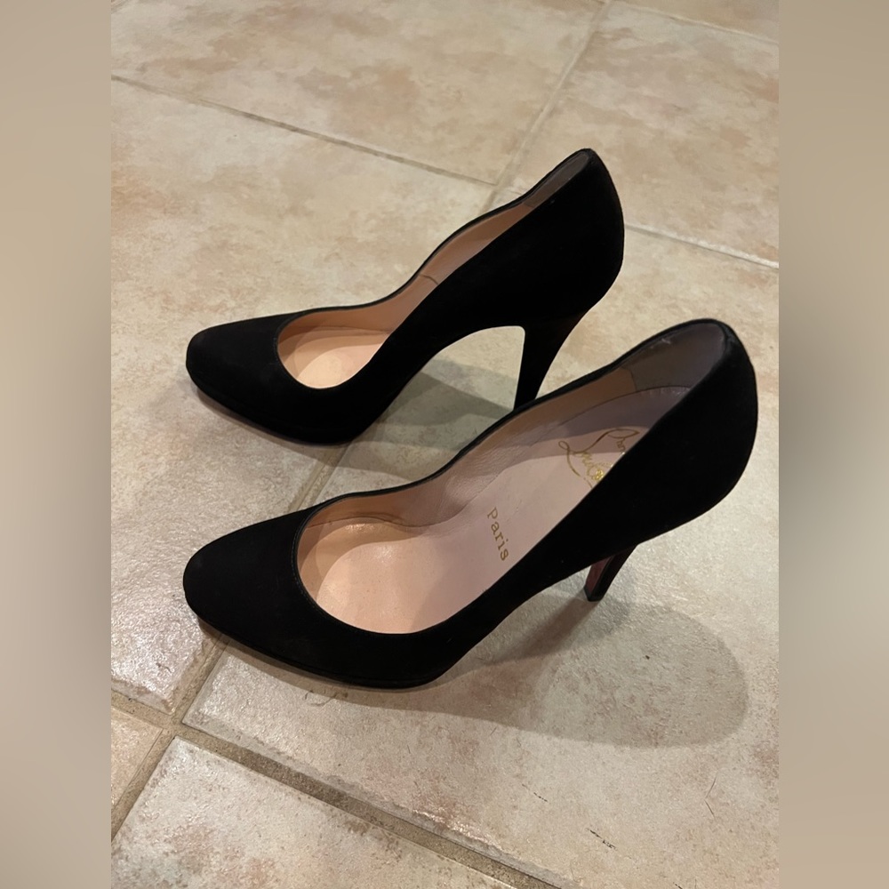 Christian Louboutin Brown Suede Pumps Size 38 1/2 never worn